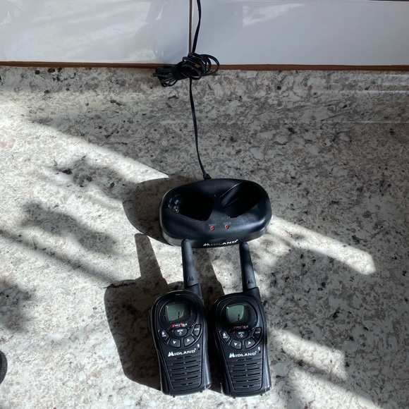 Midland - LXT500VP3, 22 Channel FRS Walkie Talkie’s (Pair Pack) (Black) - Picture 9 of 10